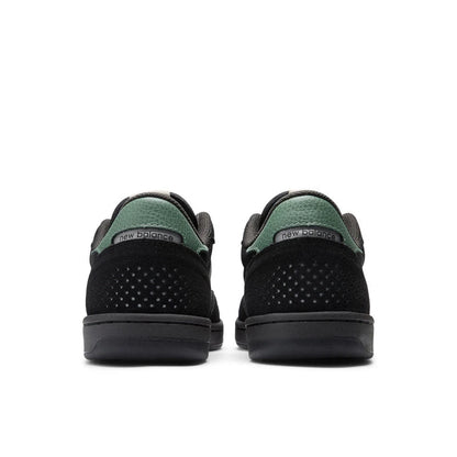 440 V2